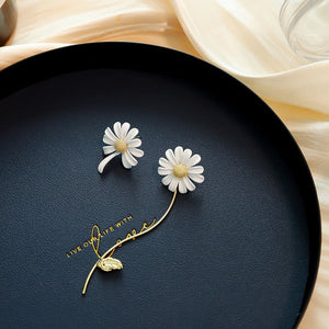 Cute little daisy flower jewelry