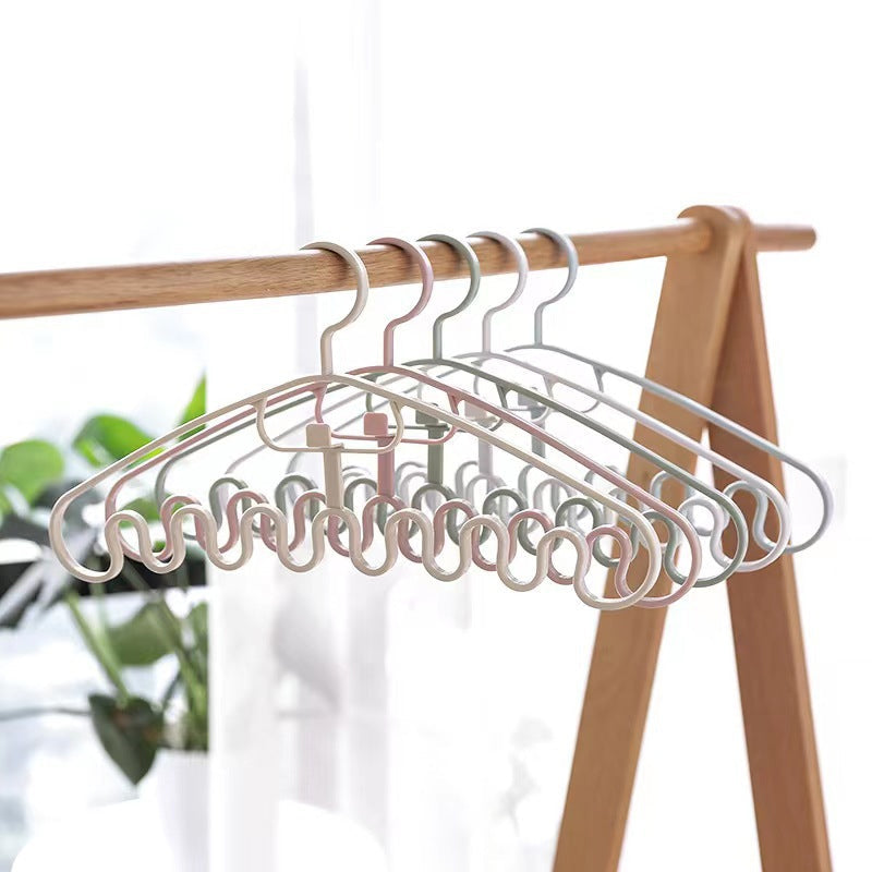 Wave pattern hanger (10 units)