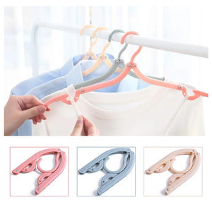 Removable portable travel hanger 