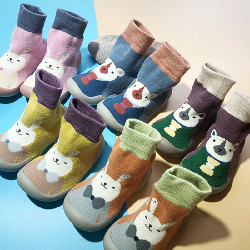 Baby socks for toddlers in a cartoon print 
