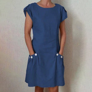 Buttoned dress with 2 pockets