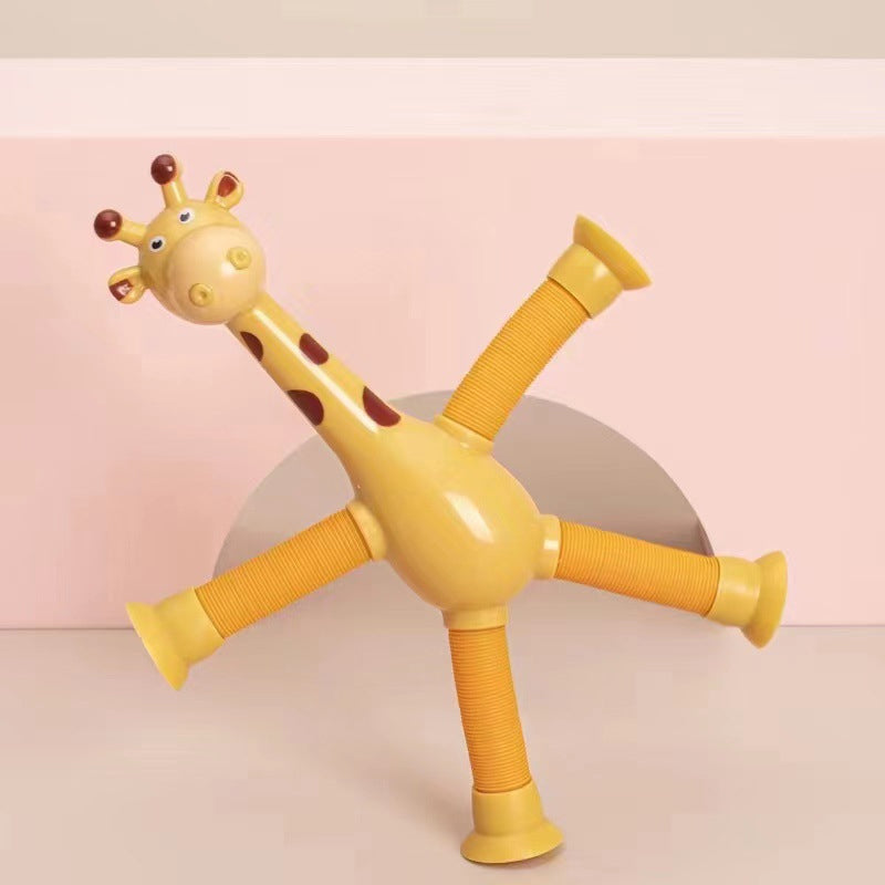 Telescopic giraffe toy