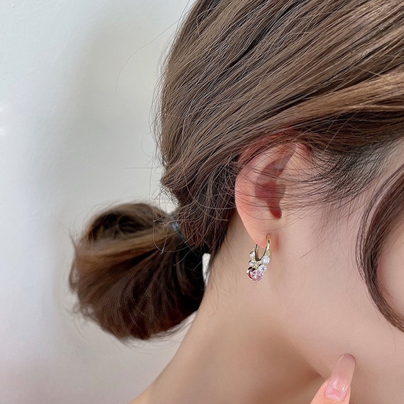 Shiny drop earrings
