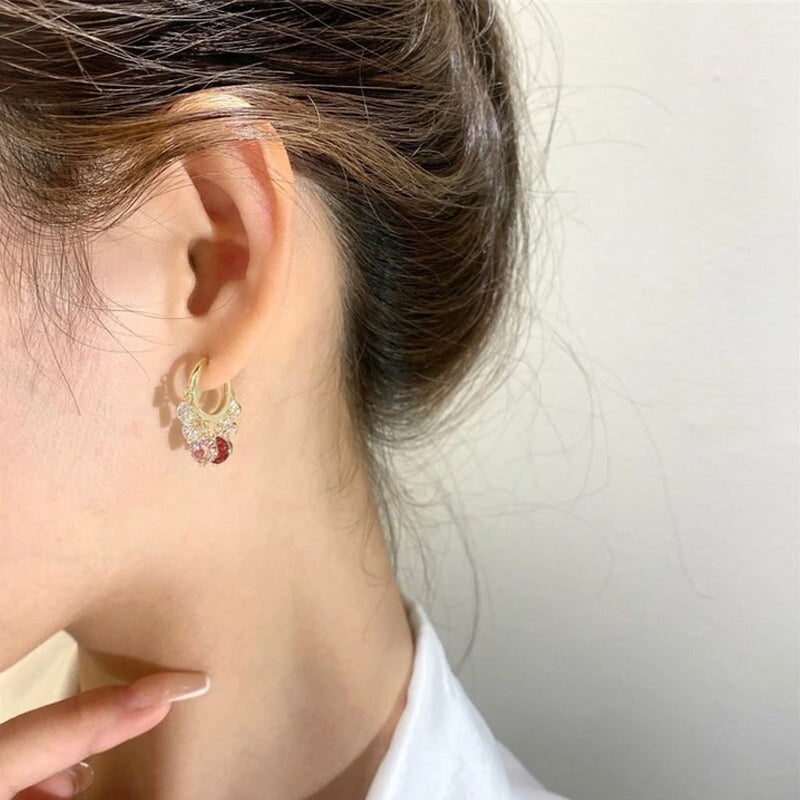 Shiny drop earrings